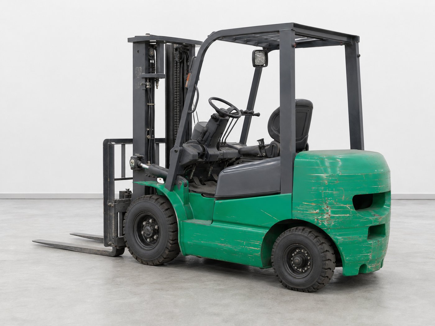 Used Hangcha CPCD25 2.5 ton Diesel forklift for sale, full machine, rear